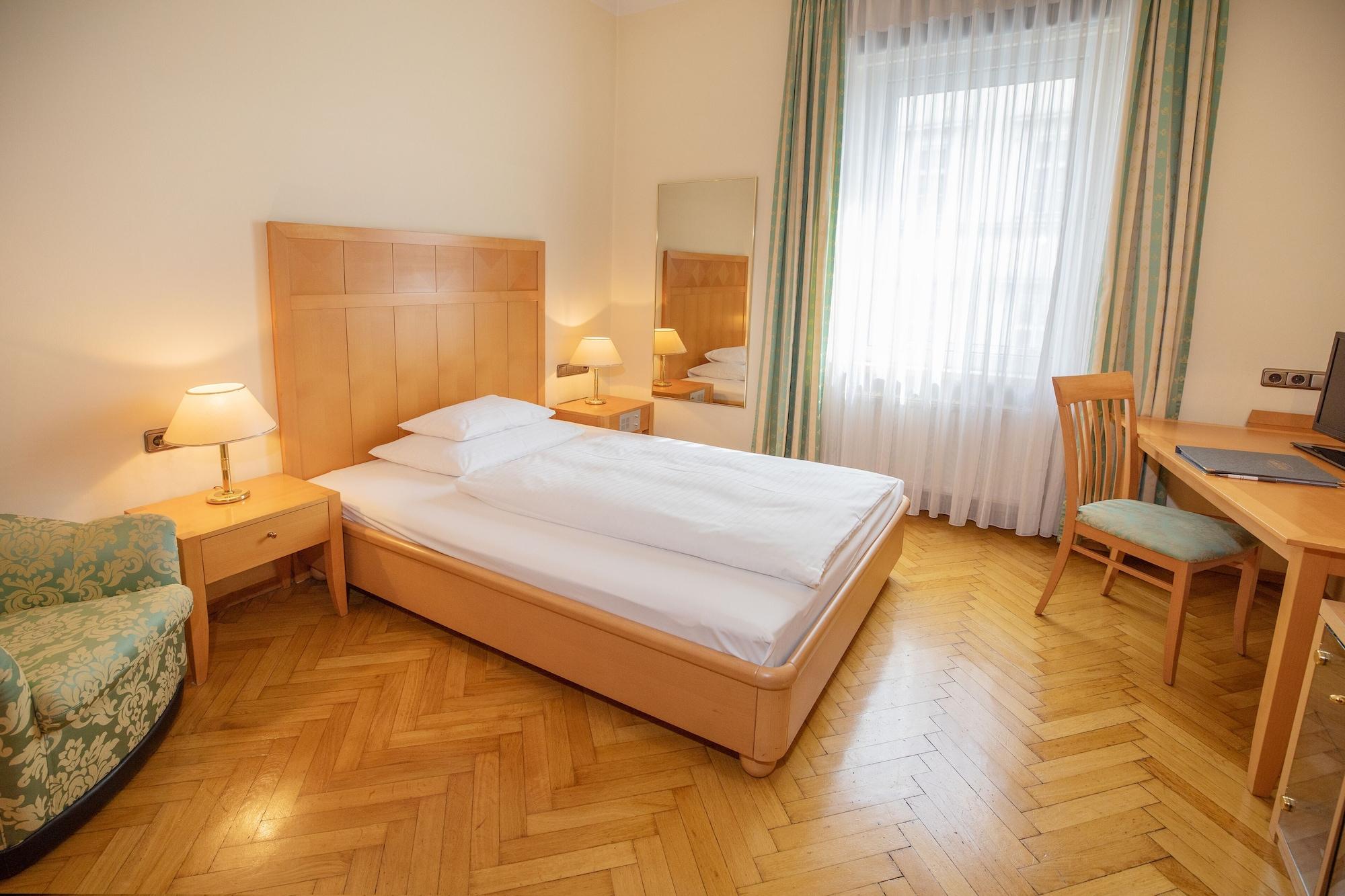 Hotel Gollner Graz Exterior photo