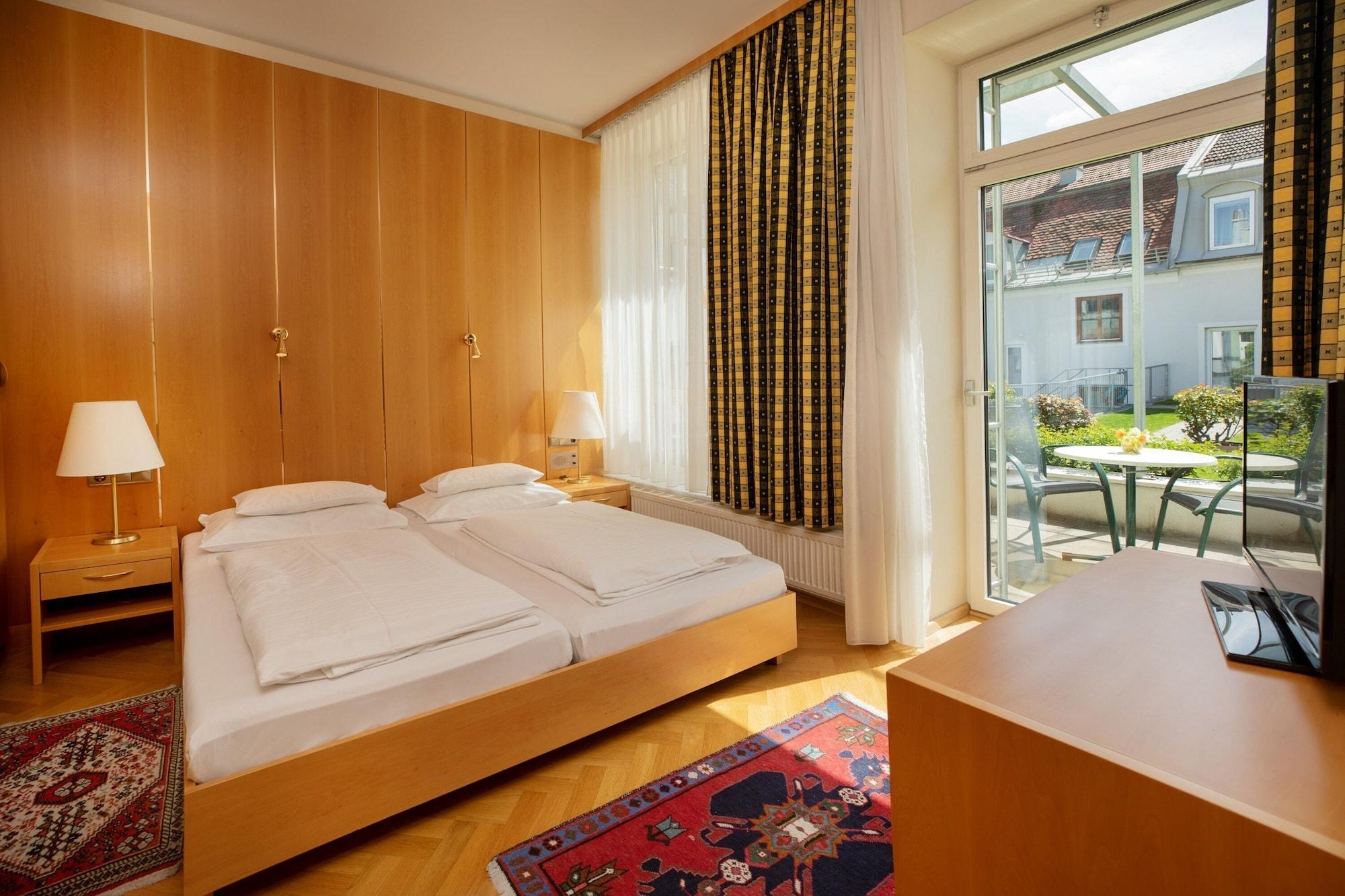 Hotel Gollner Graz Exterior photo